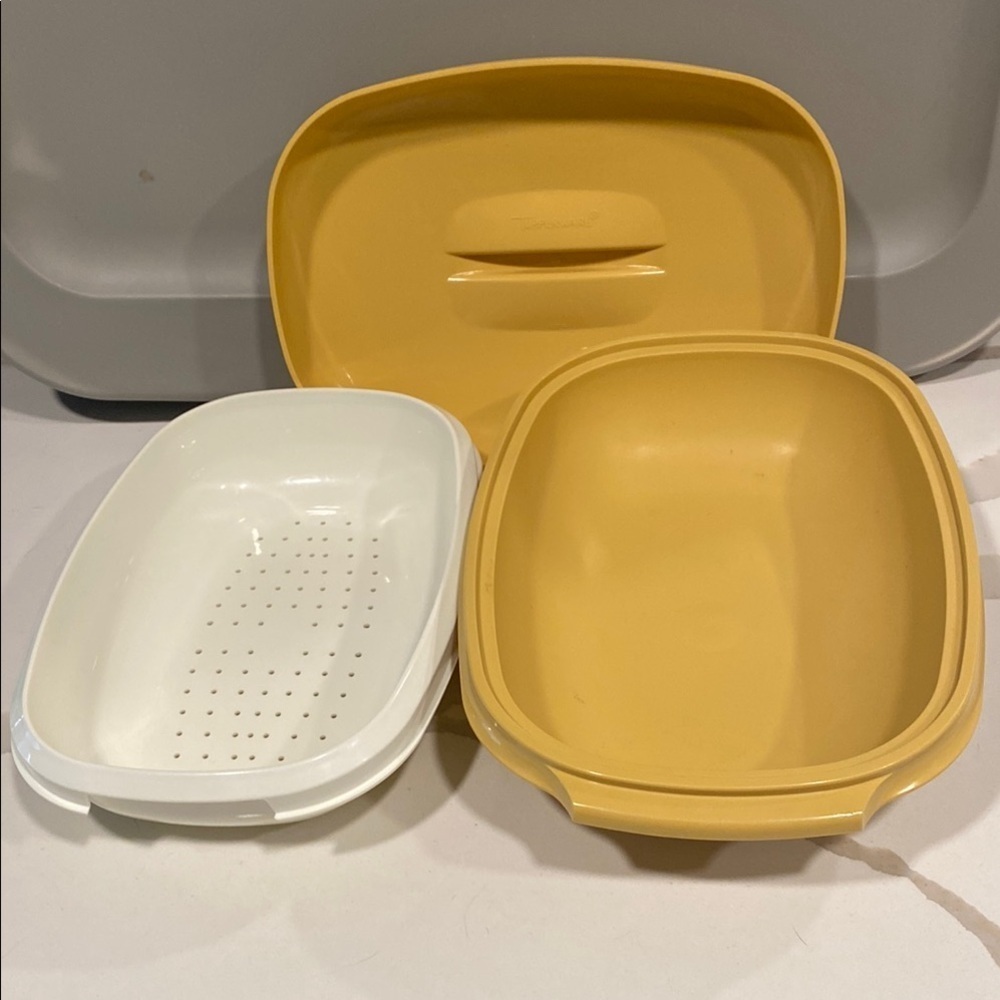 Tupperware Yellow Steamer Set Golden Harvest 3 Piece Vintage Microwave Cooker - Picture 3 of 4